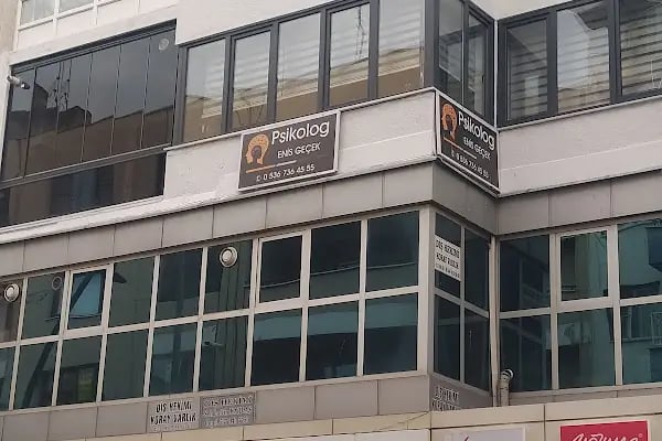 Psikolog Enis Geçek - Resim 1