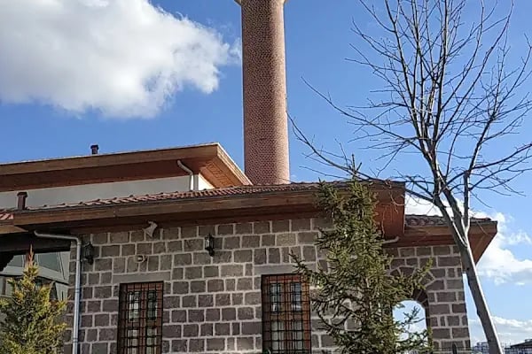 Gülpınar Mahallesi Çamlıkaltı Fatih Cami - Resim 18