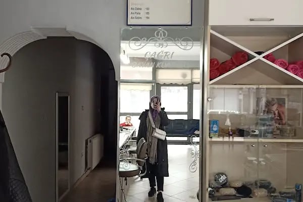Çağrı Bayan Kuaförü ve Güzellik Salonu - Resim 2