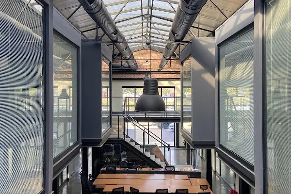 Center Office | İzmir Sanal Ofis, Hazır Ofis ve Toplantı Odası Kiralama - Resim 16
