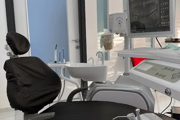 Dentey Klinik Ağız ve Diş Sağlığı Polikliniği - Resim 13