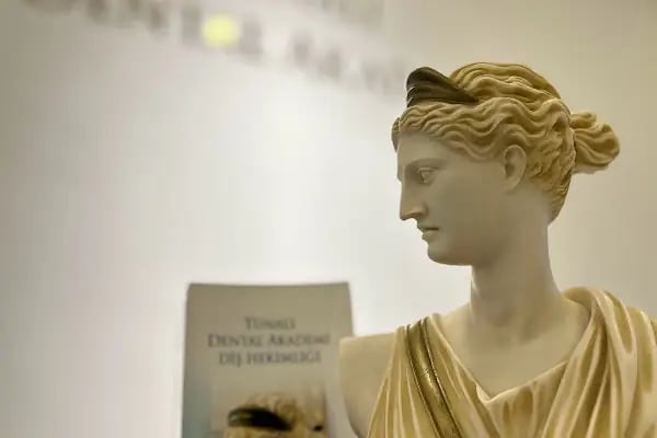 Tunalı Dental Akademi Ağız ve Diş Sağlığı Polikliniği - Resim 5