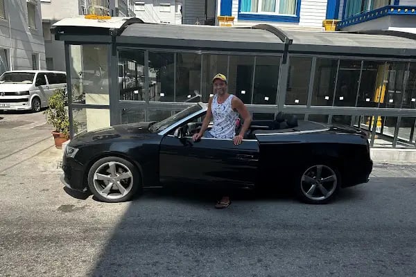 Speedpilot rent a car. - Resim 9