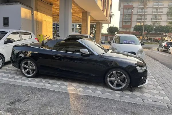 Speedpilot rent a car. - Resim 5