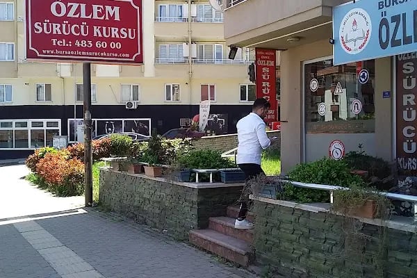Bursa Özlem Sürücü Kursu - Resim 6