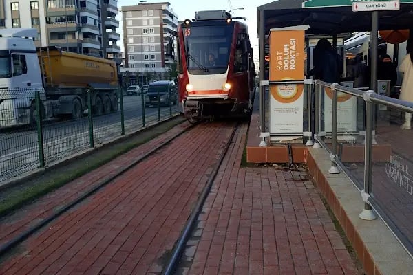 İbni Sina Tramvay Durağı - Resim 2