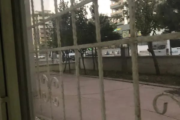 İbni Sina Tramvay Durağı - Resim 3