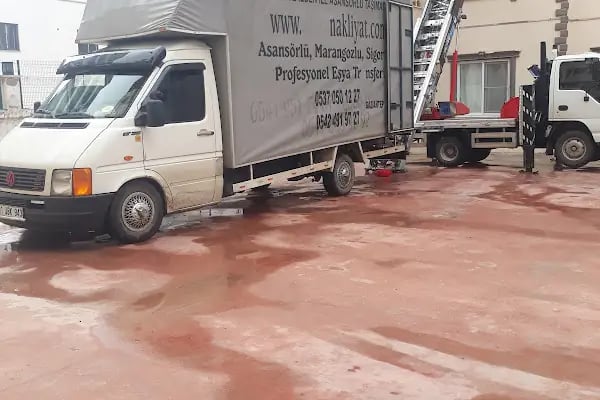 İbni Sina Tramvay Durağı - Resim 18