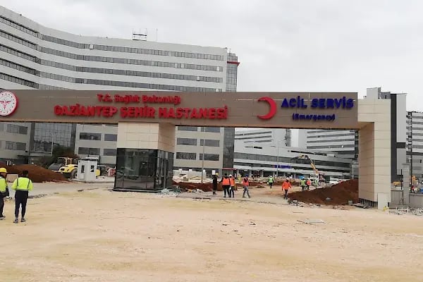 İbni Sina Tramvay Durağı - Resim 7