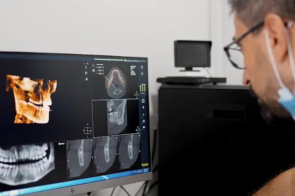 Özel MFSDENT Ağız ve Diş Sağlığı Polikliniği - Resim 19