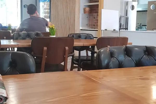 372 Restaurant - Resim 10
