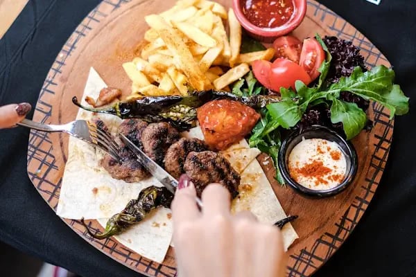 372 Restaurant - Resim 2