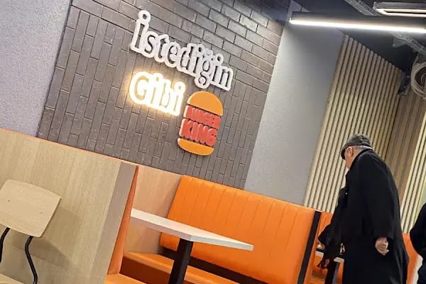 Burger King - Bodrum Cevat Şakir Cadde Şubesi - Resim 7