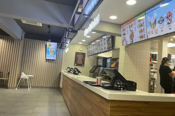 Burger King - Bodrum Cevat Şakir Cadde Şubesi - Resim 4