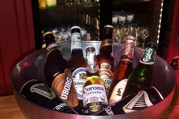CRAZY BOWLİNG &amp; KARAOKE &amp; BİLARDO - Resim 13