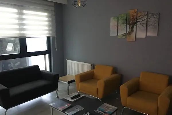 Diş Hekimi Tuğçe ÖZKAN - Elmalı Dent Diş Polikliniği - Resim 8