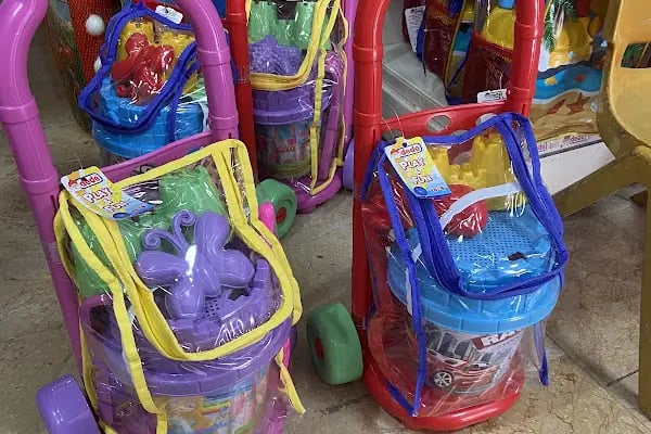 Üfiş Oyuncak Hediyecik HemenbenimolmaliOyuncak Mağaza - Resim 9