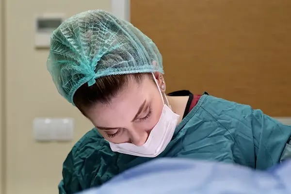 Saç Ekim Merkezi CatchLife | Hair Transplantation Antalya - Resim 2