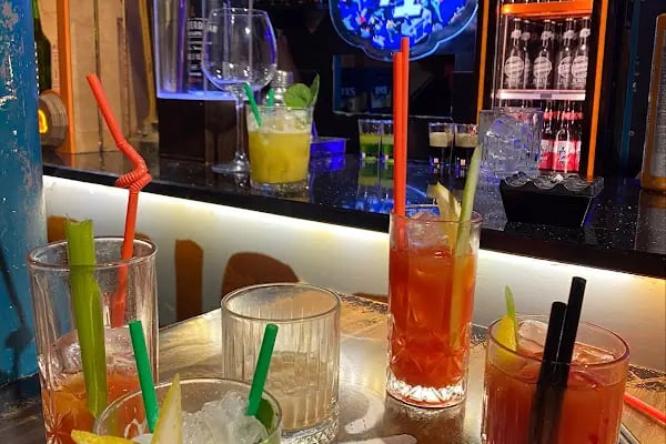 Corner Gastro Pub - Resim 13