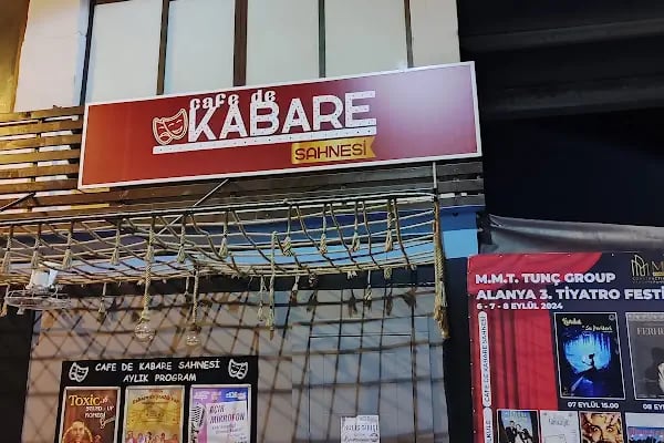 Kabare Sahnesi - Resim 11