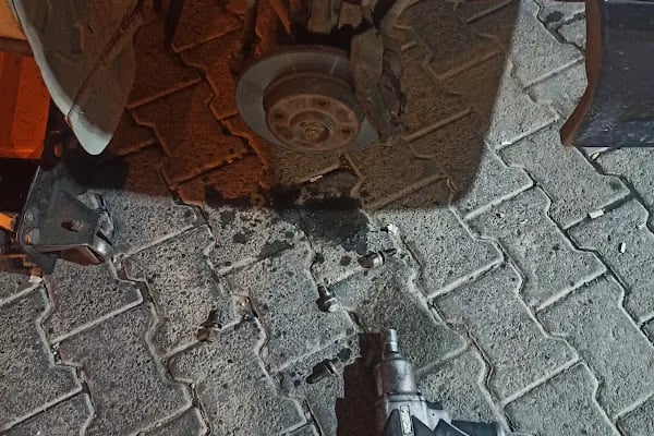 Urfa Oto Lastikçi - Resim 8