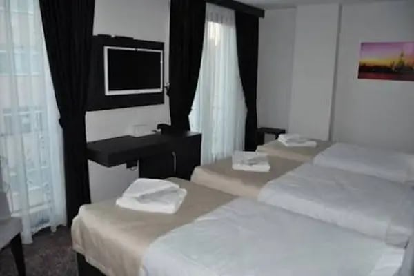 Royal Ramblas Hotel - Resim 14