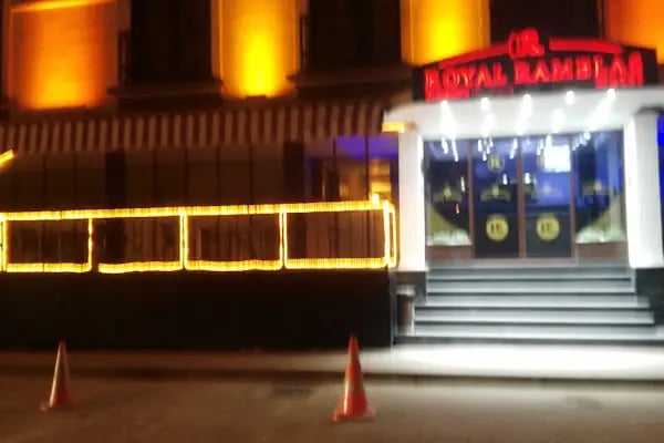 Royal Ramblas Hotel - Resim 3