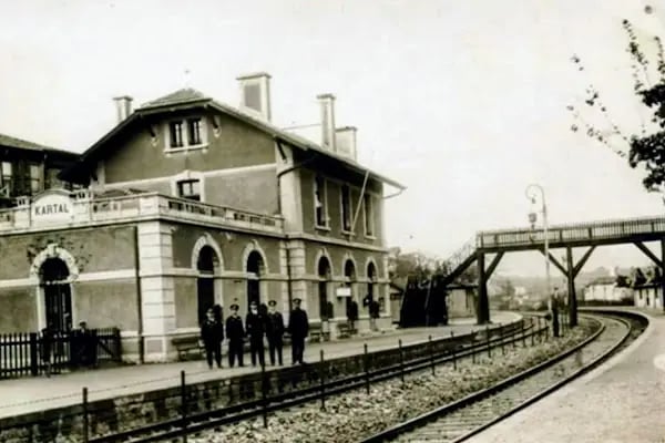Kartal Tren İstasyonu - Resim 5