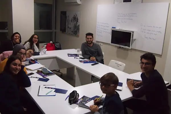 American LIFE Kartal - Resim 19