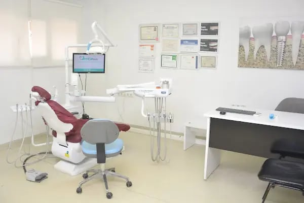 Denta Klinik Ağız ve Diş Sağlığı Polikliniği - Resim 19