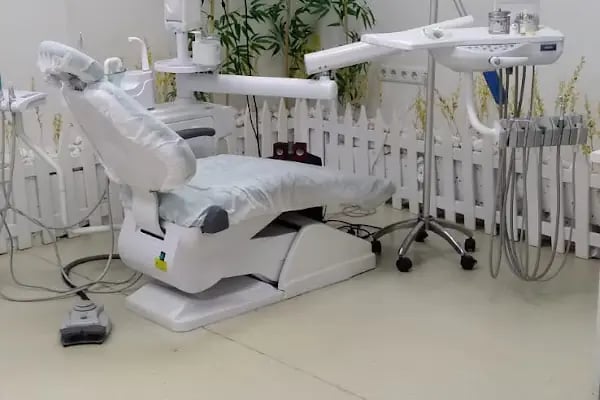 Denta Klinik Ağız ve Diş Sağlığı Polikliniği - Resim 9