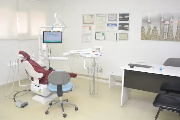 Denta Klinik Ağız ve Diş Sağlığı Polikliniği - Resim 3