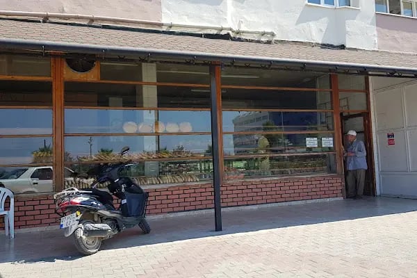 Öz Doyum Ekmek Fabrikasi - Resim 1