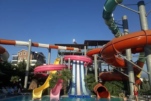 Ninova Aquapark - Resim 6