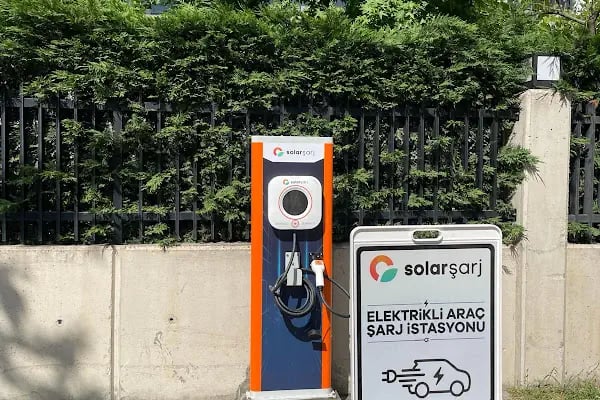 Solarşarj Şarj İstasyonu - Resim 1