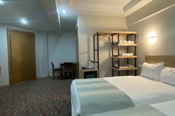 Mojo Otel İzmir - Resim 15