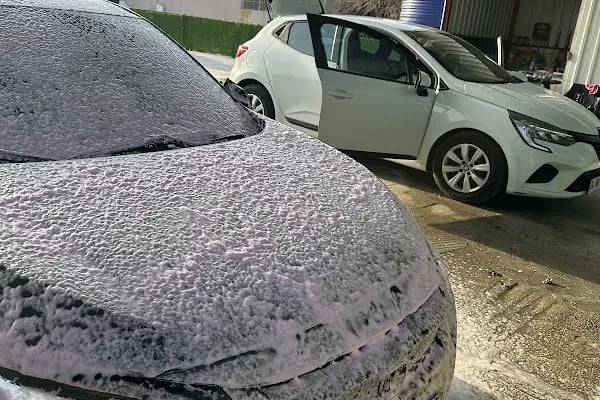 Yedifil Rent a car Park & Fly Oto yikama - Resim 1