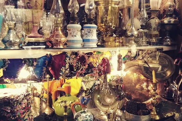 Karagöz Antique Shop - Resim 2