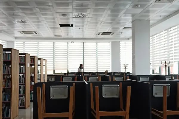 Zeytinburnu Belediyesi Gençlik Merkezi - Resim 2