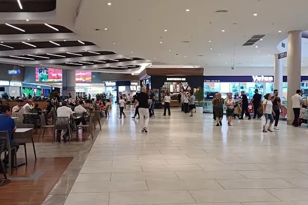 Deepo Outlet Center - Resim 14