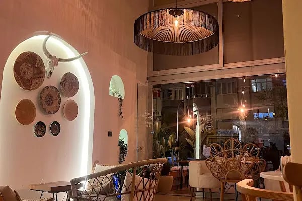 Bohemia cafe - Resim 5