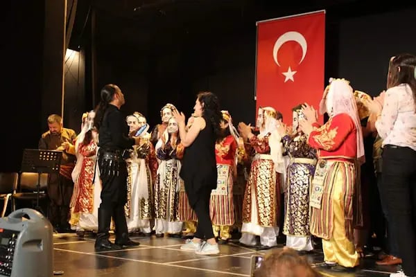 İstanbul Folklor Sanat Merkezi - Resim 15