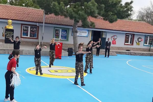 Beynam Emine Erişen İöo - Resim 5
