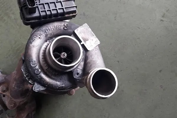 Mevlana Oto Servis - Otomatik Şanzıman Servisi - Resim 17