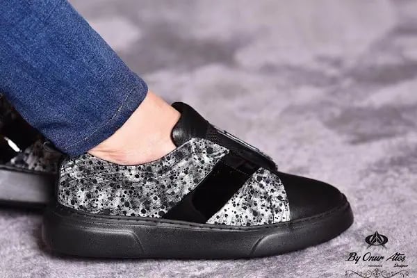 By onur ateş showroom - Resim 4
