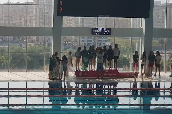 Edirne Olimpik Yüzme Havuzu - Resim 13