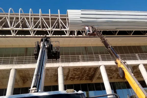 Edirne Olimpik Yüzme Havuzu - Resim 8