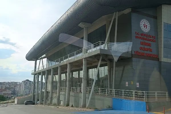 Edirne Olimpik Yüzme Havuzu - Resim 3