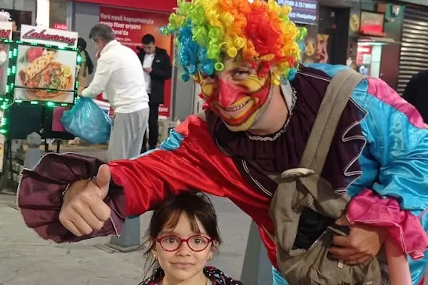 EDA SOFUOĞLU SAÇ TASARIM VE GÜZELLİK MERKEZİ - Resim 2