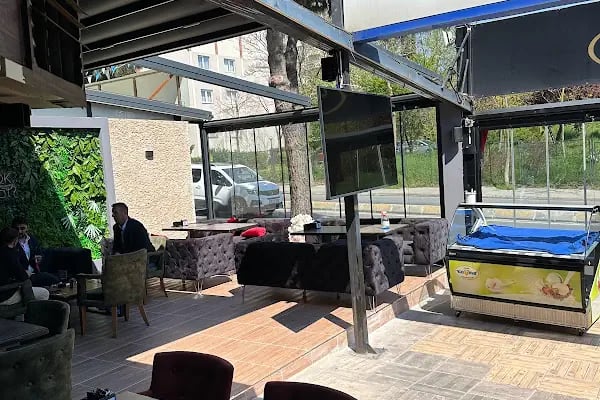 Çınar Nargile Cafe &amp; Restaurant - Resim 2
